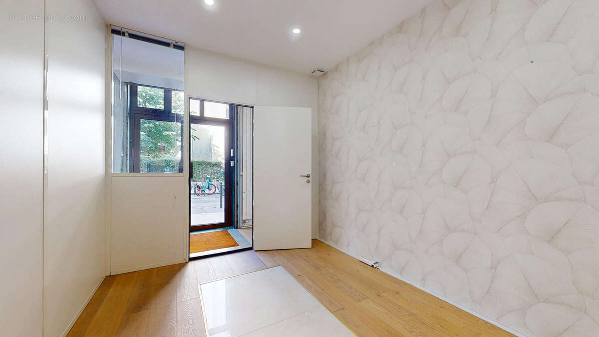 Commerce à PARIS-12E