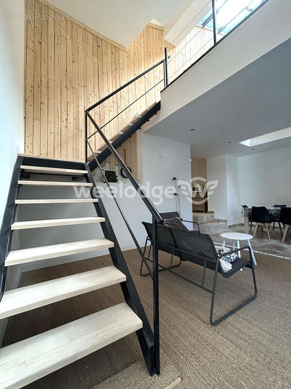 Appartement à L'ISLE-SUR-LA-SORGUE