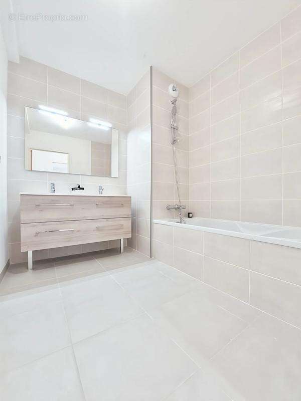 Appartement à SAINT-GERVAIS-LES-BAINS