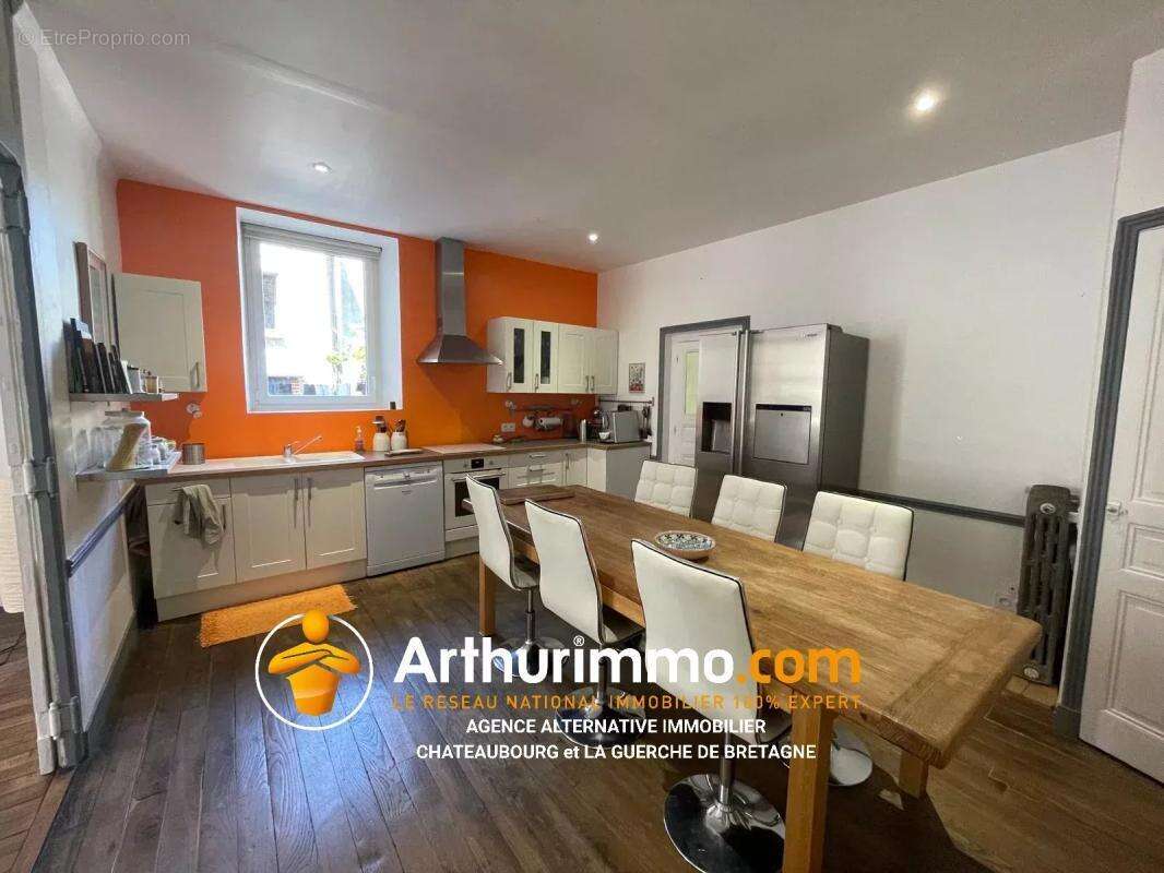 Maison à LA GUERCHE-DE-BRETAGNE