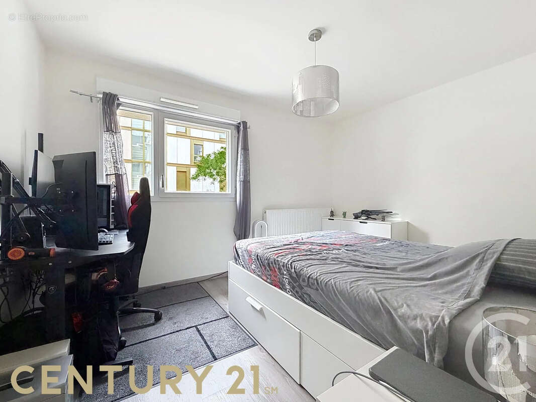 Appartement à SATHONAY-CAMP