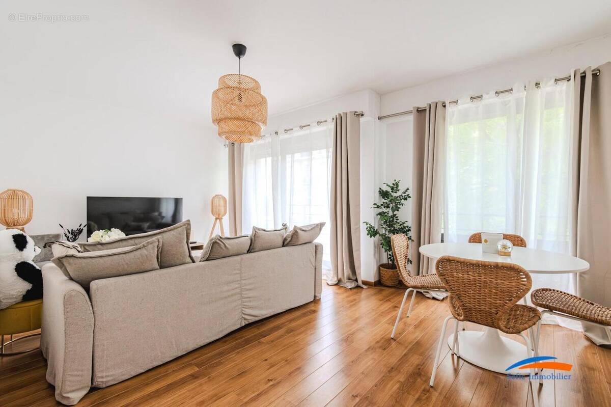   - Appartement à REIMS