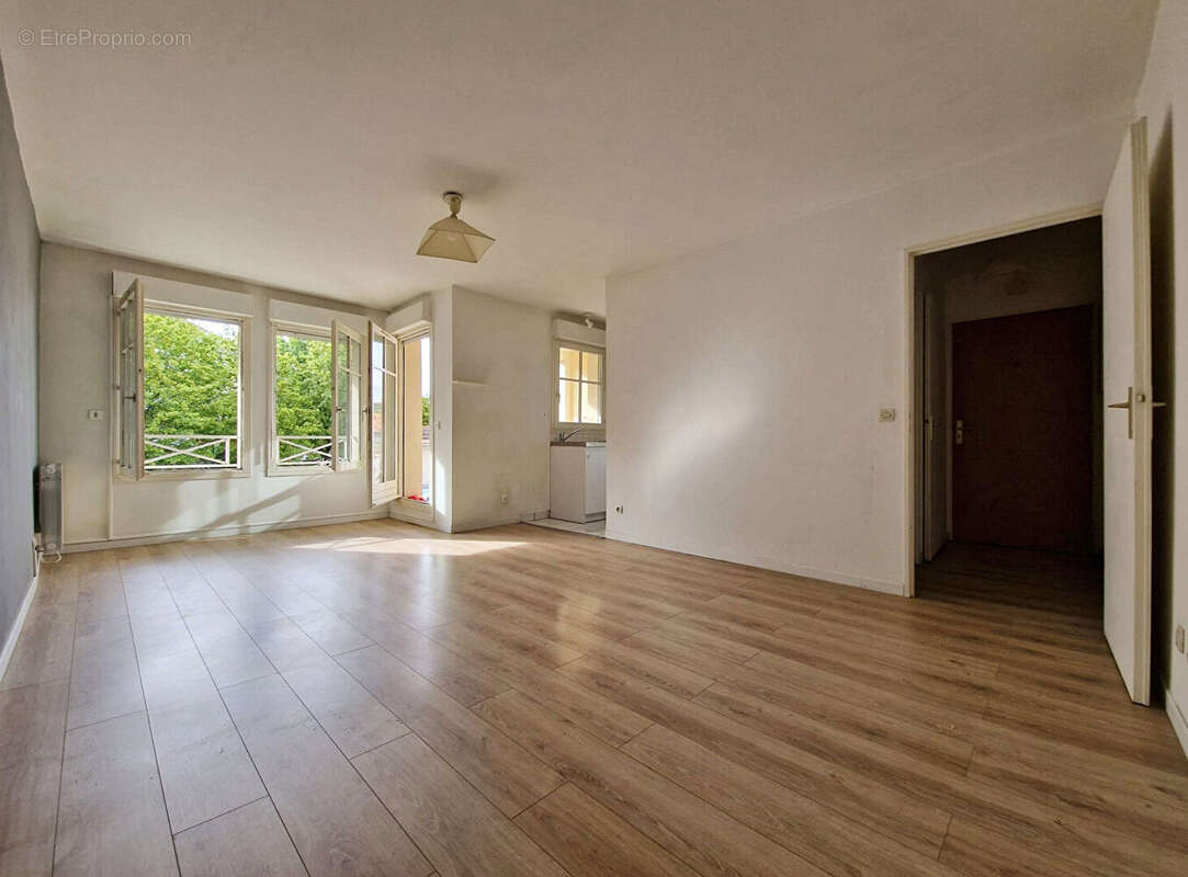 Appartement à CARRIERES-SOUS-POISSY