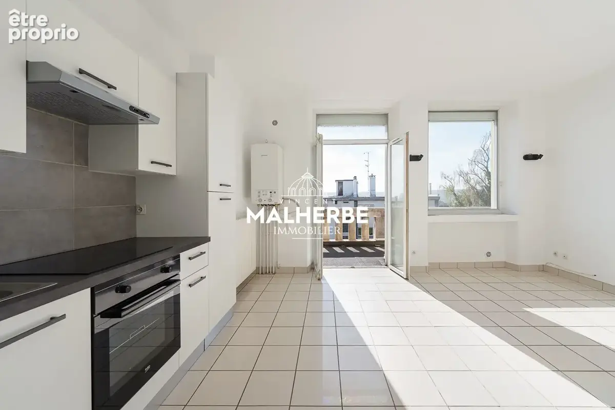 Appartement lumineux avec terrasse et parking - photo 6