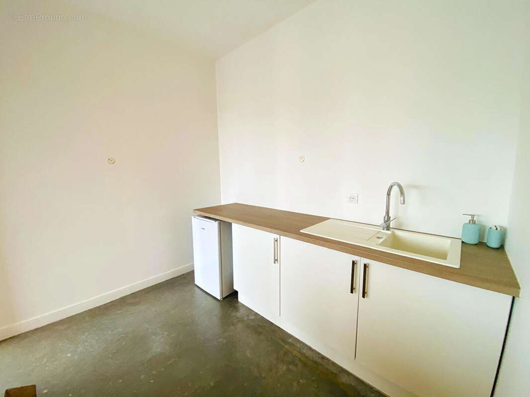 Commerce à LA TESTE-DE-BUCH