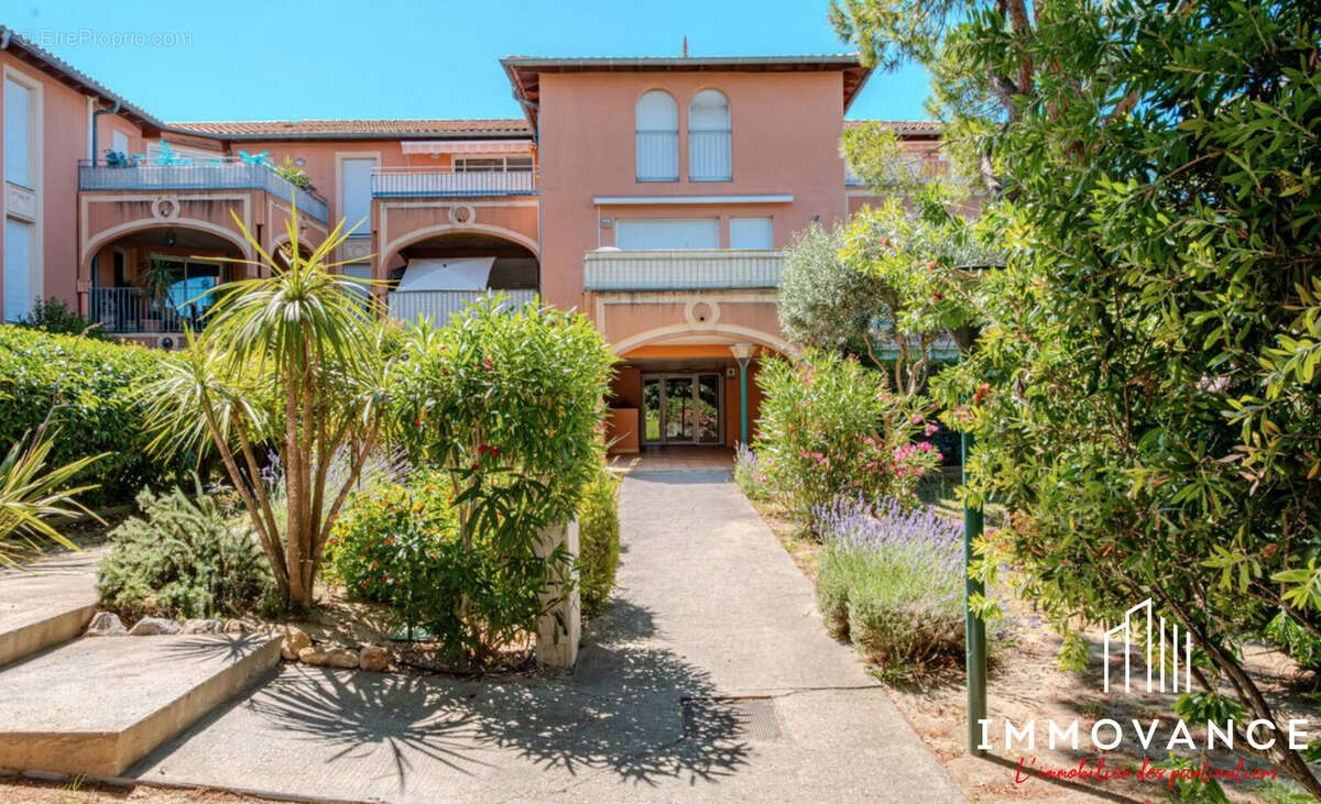Appartement à LATTES