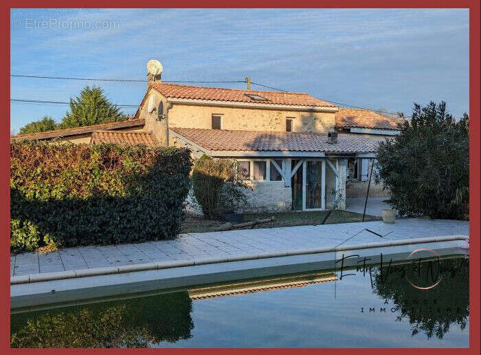 Maison à NOAILLAC