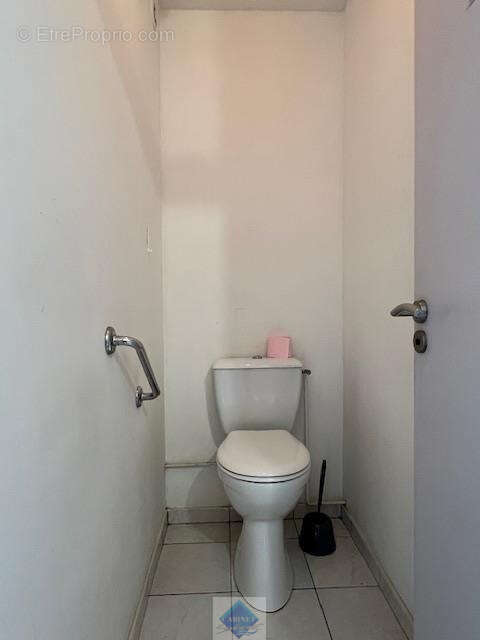 Maison de ville - Quartier recherché - Chambre au RDC - photo 16