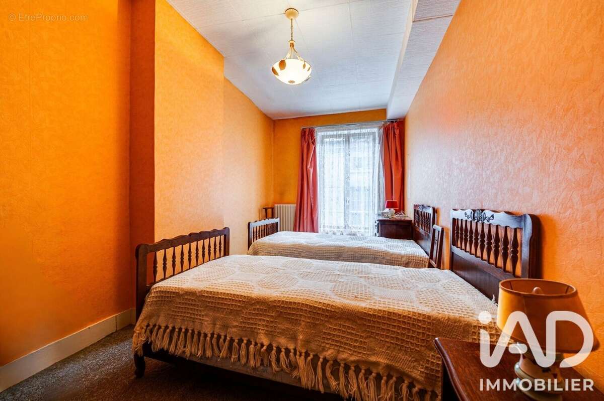 Appartement 225 m² à Givet  - photo 2