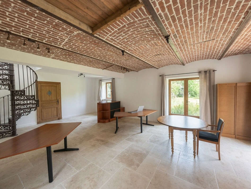 Maison Nomain 8 pièce(s) 270 m2 - photo 10