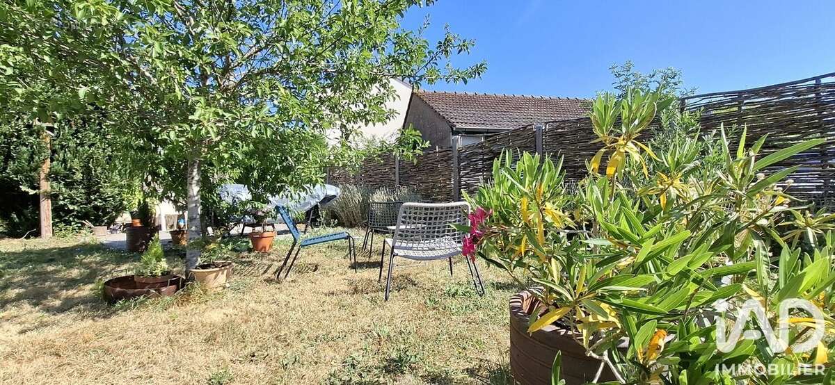 Appartement 56 m² à Tavaux  - photo 4