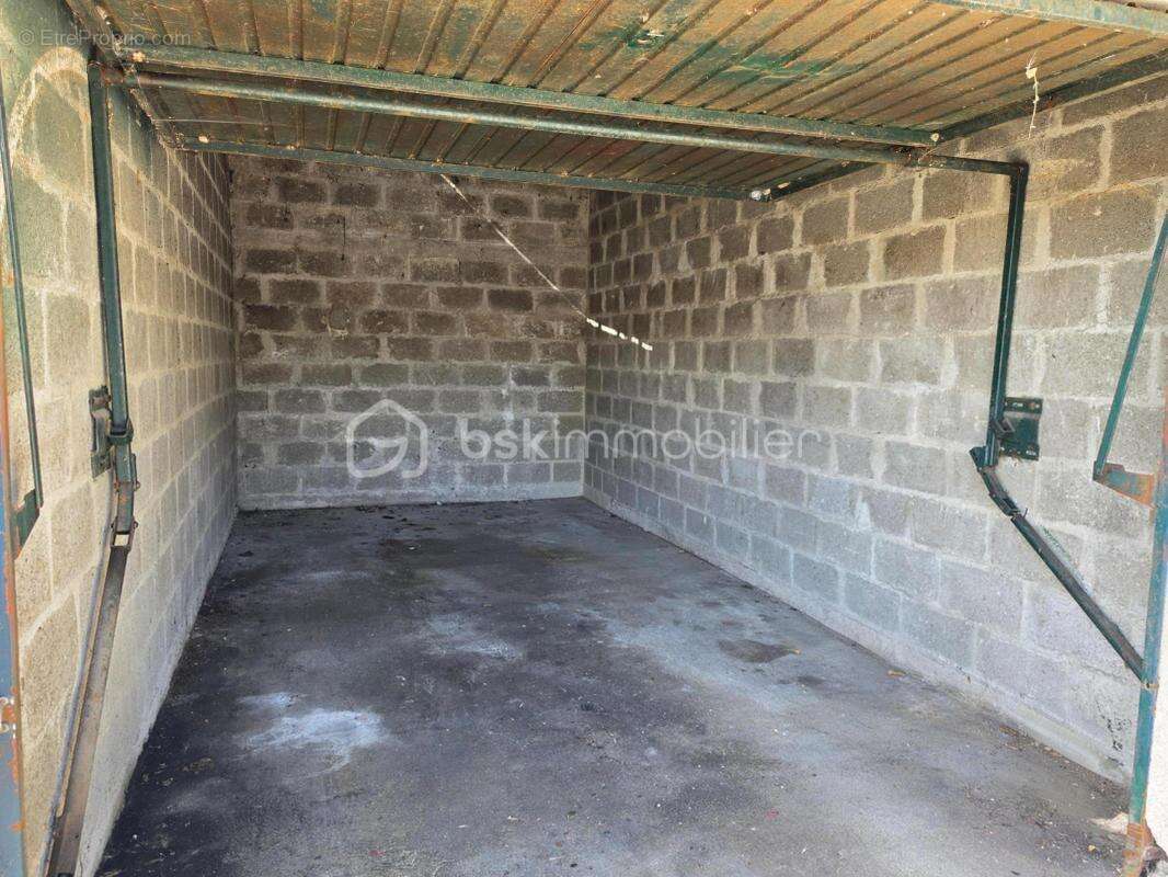 Plain pied moderne non mitoyen 2 chambres garage terrain 400m² - photo 16