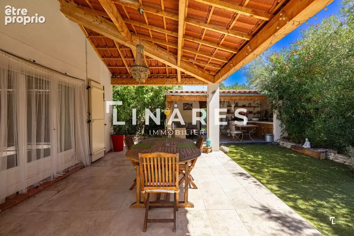 LA JOYEUSE - Maison T5 de 155m2 (123+29m2) - Piscine - Terrain - 13011 Marseille Les Accates - photo 11