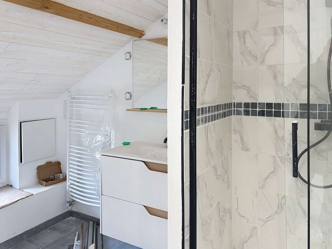 Maison à VILLEDIEU-LES-POELES