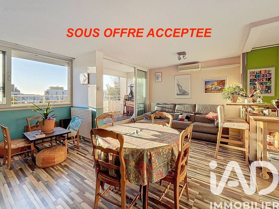 Photo 1 - Appartement à MARSEILLE-3E