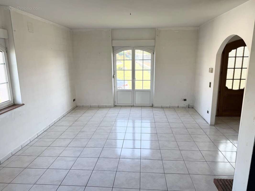 Maison à TETING-SUR-NIED