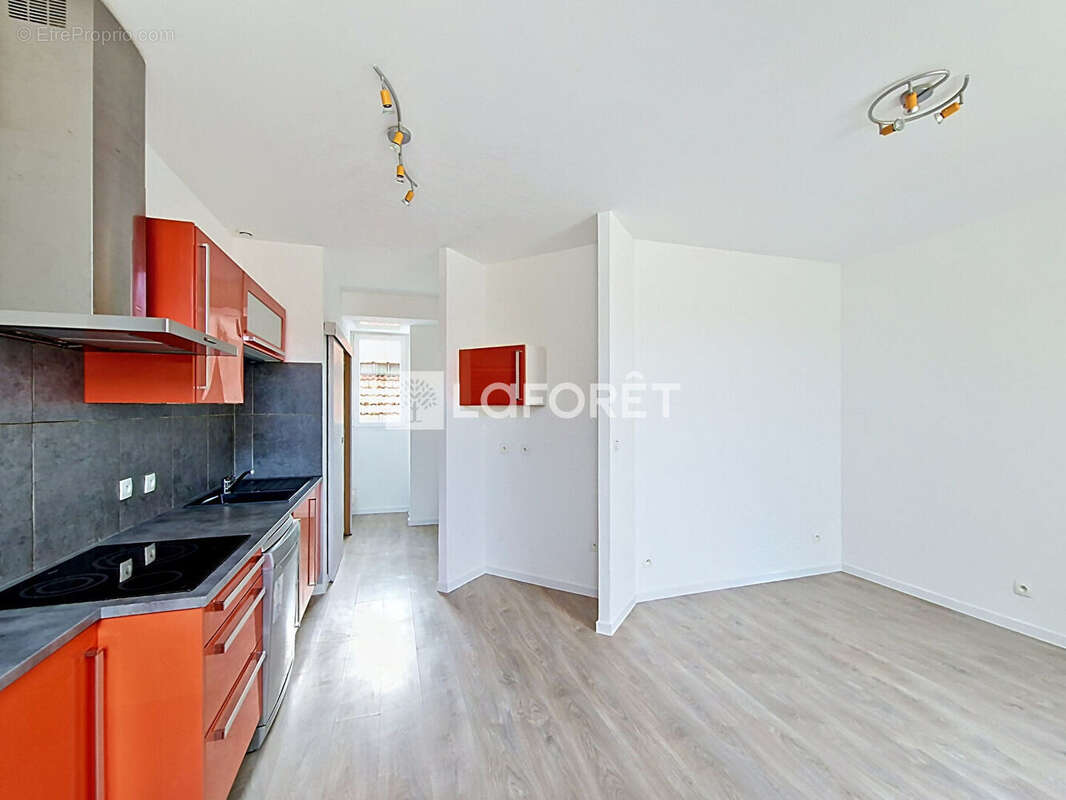 Appartement Pau 2 pièce(s) 33.09 m2 LOUÉ - photo 3