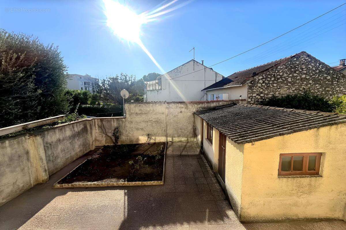 Maison à NIMES