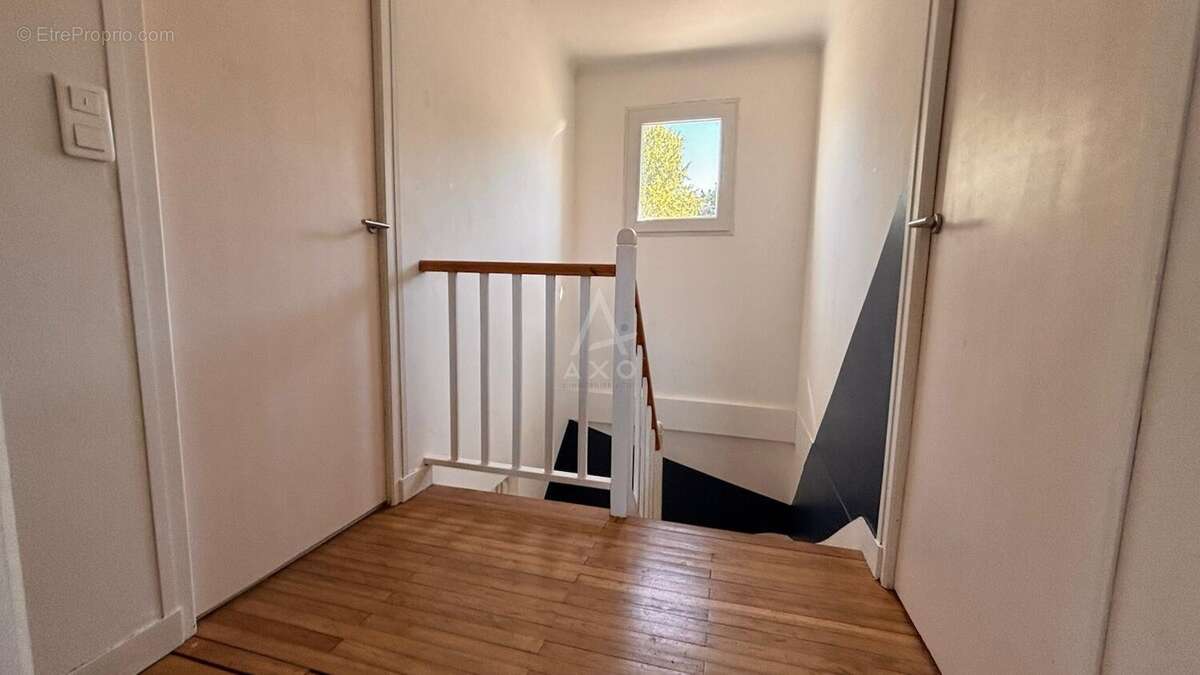 Maison 5 pièces avec Jardin et dépendance - photo 13