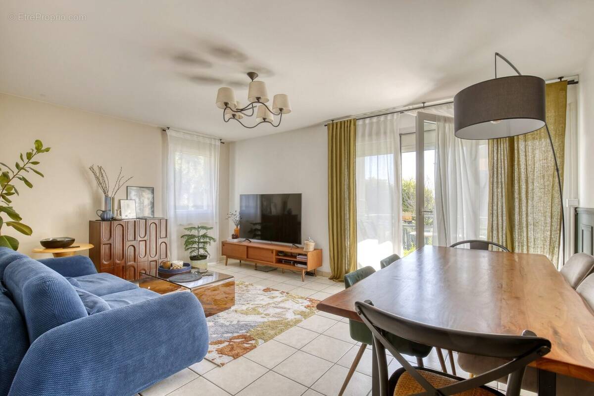 Appartement à TAVERNY