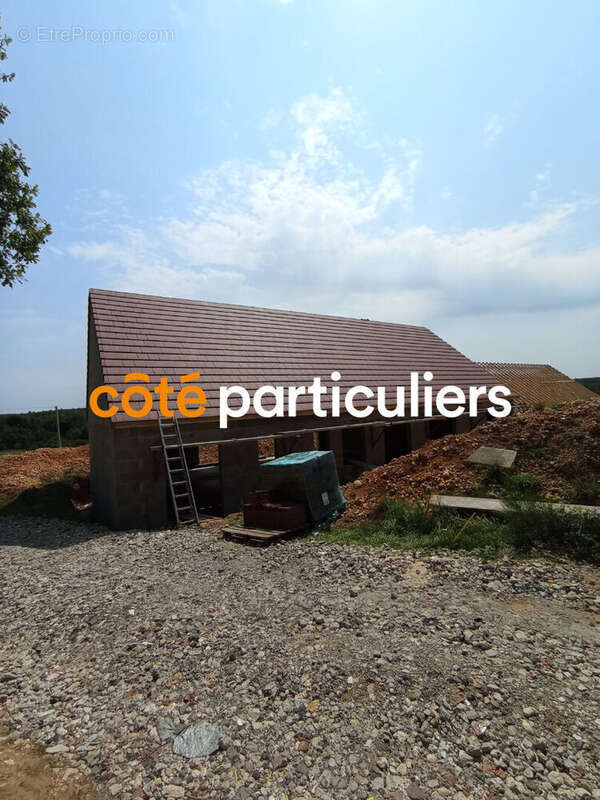 Maison à SAINT-GERMAIN-DES-PRES