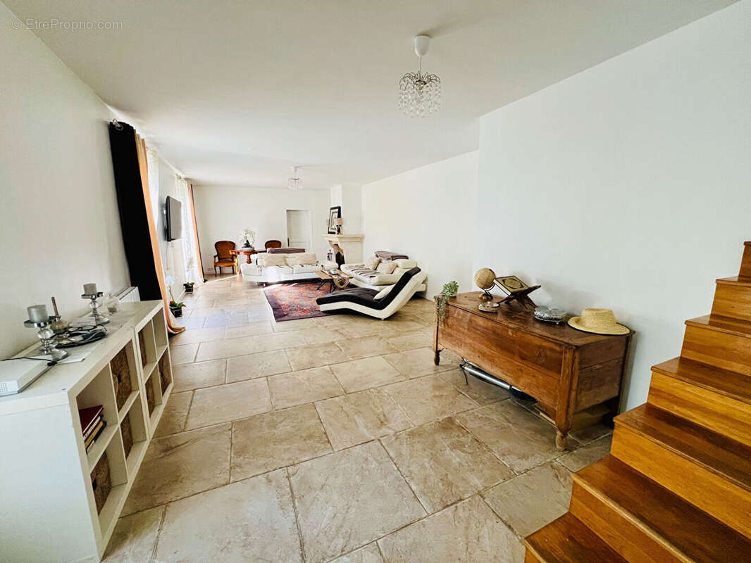 Maison à MONTGE-EN-GOELE