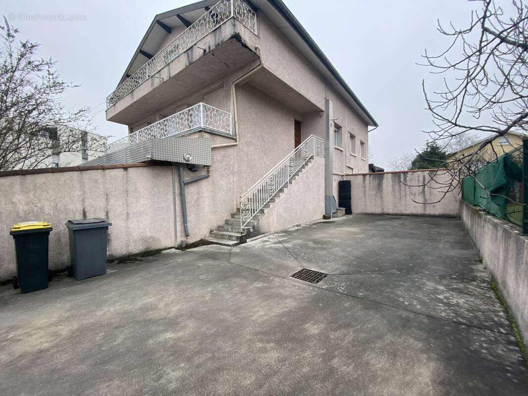 Maison à SAINT-PRIEST