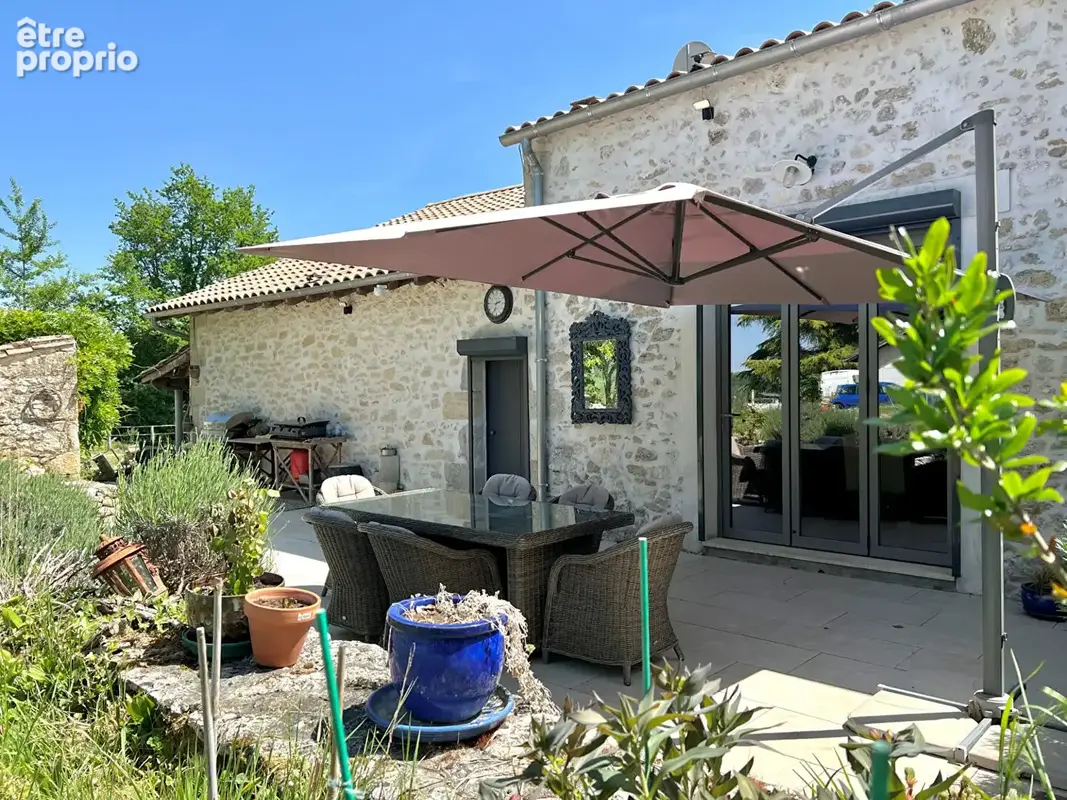 Charmante maison en pierre avec piscine - photo 15