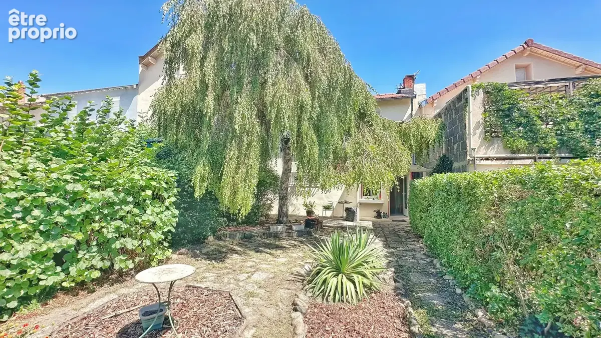 Maison à CLERMONT-FERRAND