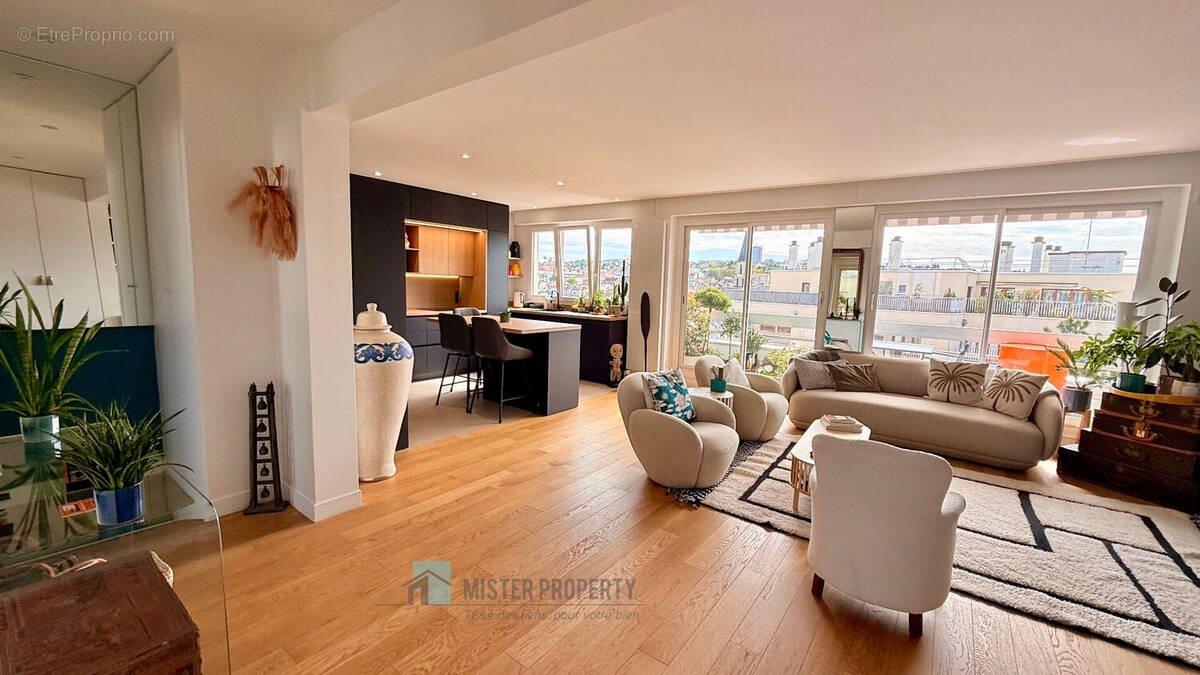 Appartement à RUEIL-MALMAISON