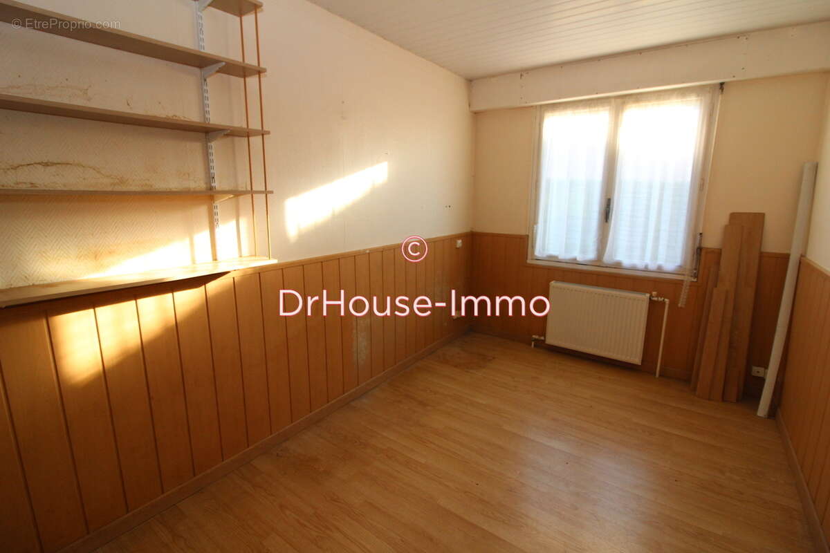 Maison à BRUAY-LA-BUISSIERE