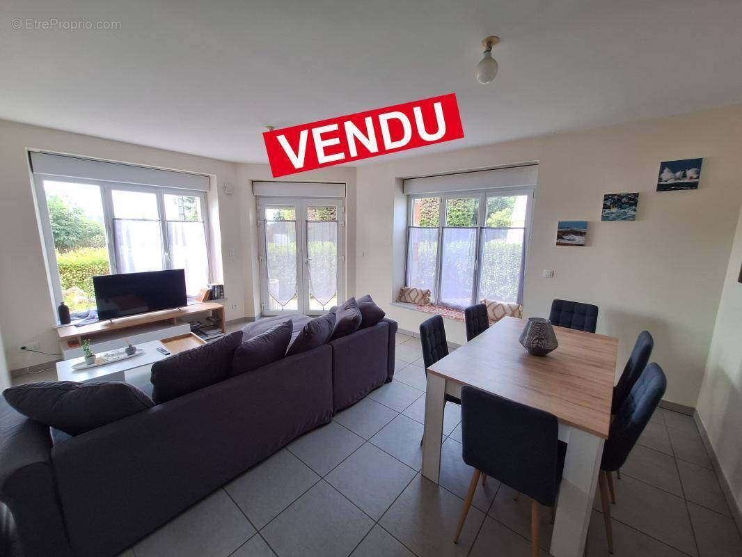 Appartement à PLESTIN-LES-GREVES