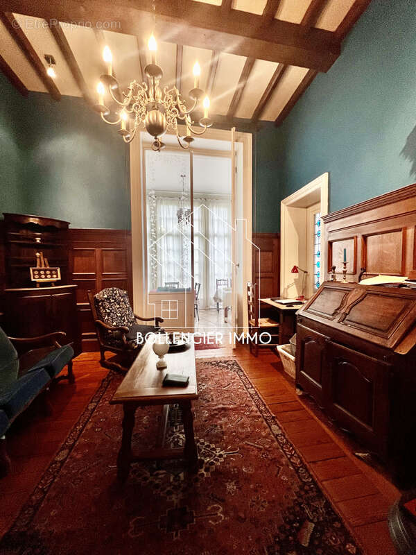 Maison à HAZEBROUCK