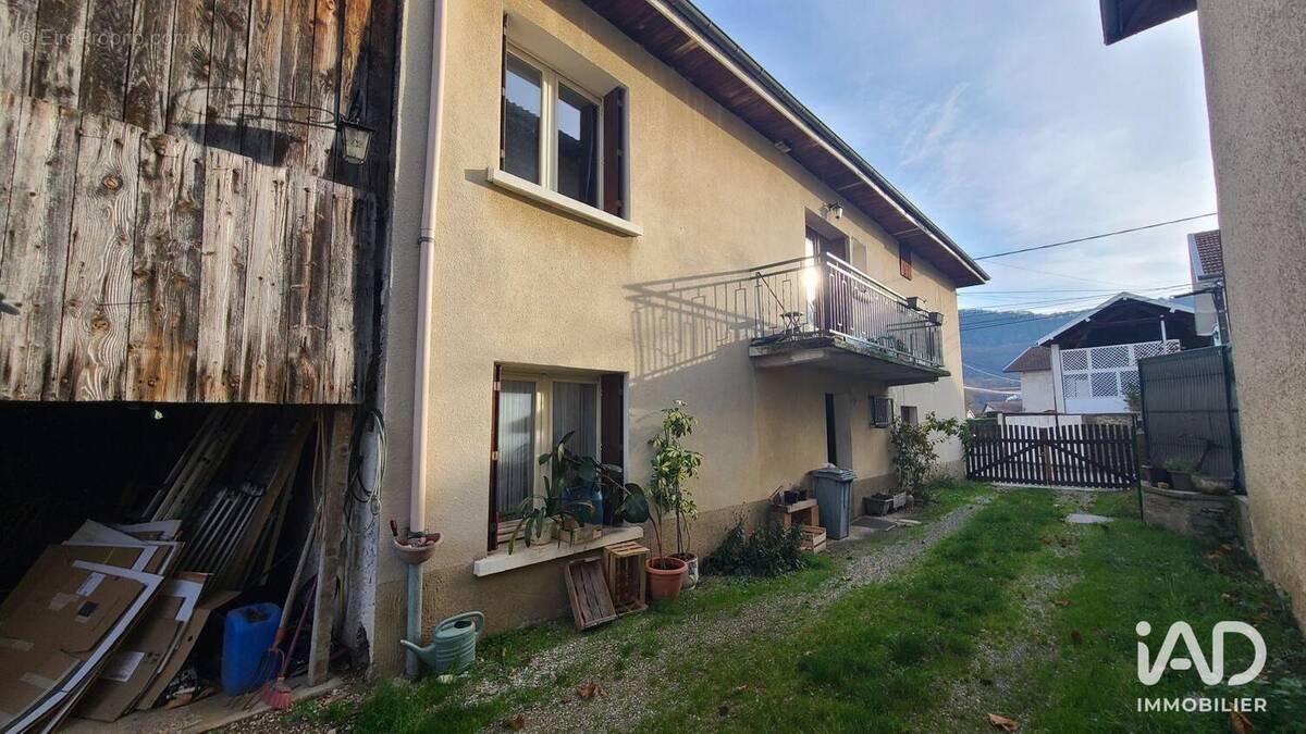 Photo 1 - Maison à BEAUCROISSANT