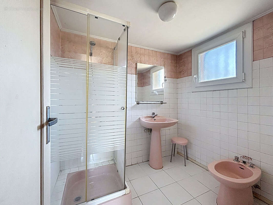 Maison Gardanne 4 pièce(s) 120 m2 - photo 12