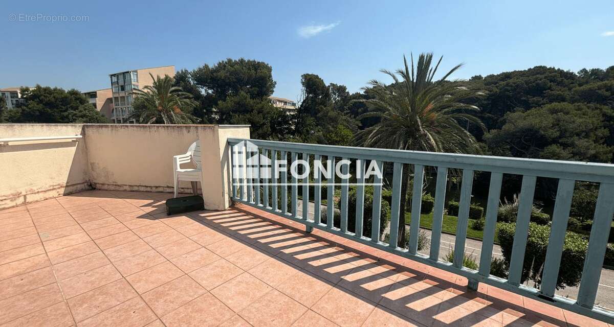 Appartement à SIX-FOURS-LES-PLAGES