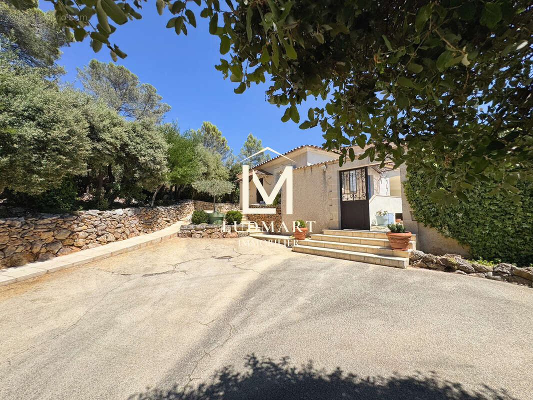 Maison à LORGUES