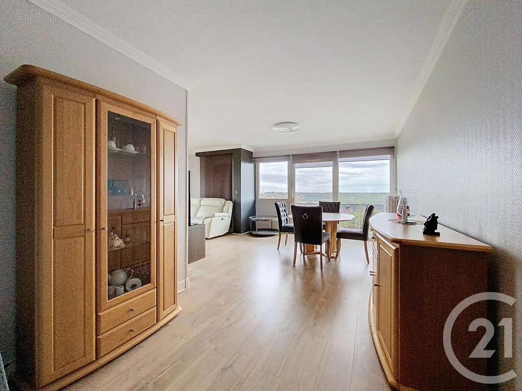 Appartement à LE MEE-SUR-SEINE