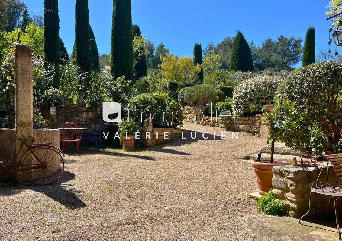 Ravissant mas  avec piscine au cœur des Alpilles - photo 17