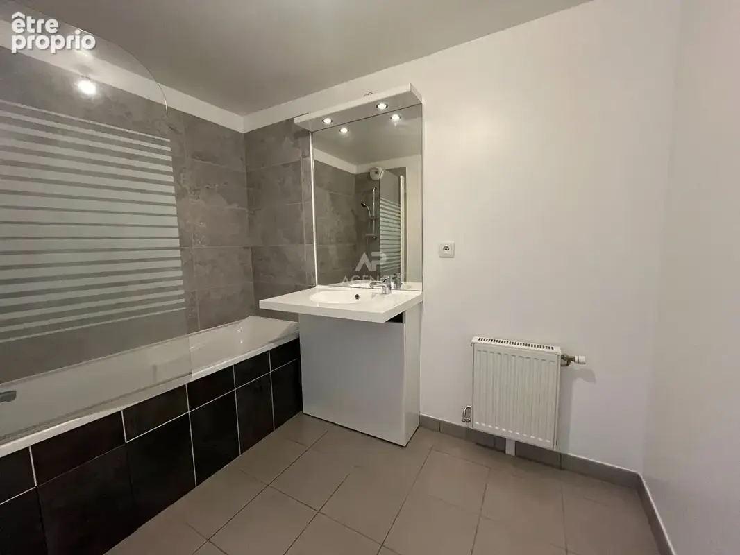 Appartement Saint Ouen L Aumone 3 pièce(s) 67.90 m² - photo 5