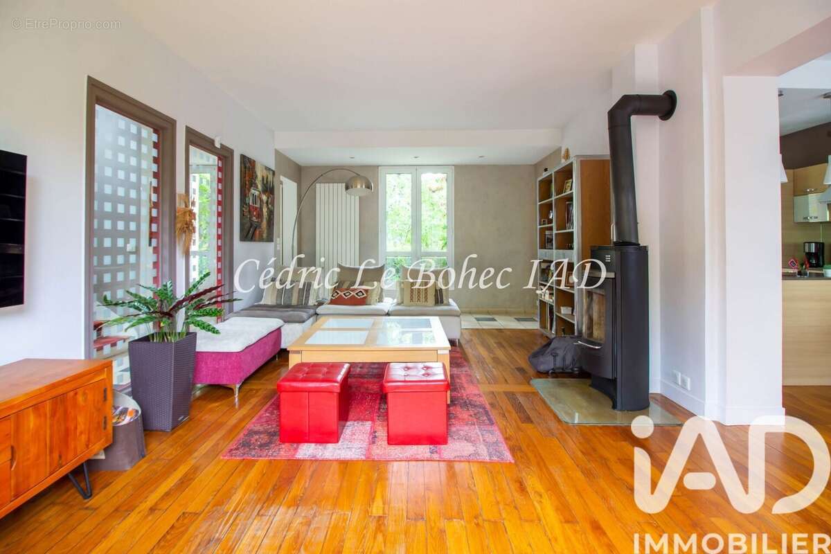 Photo 2 - Maison à BEAUCHAMP