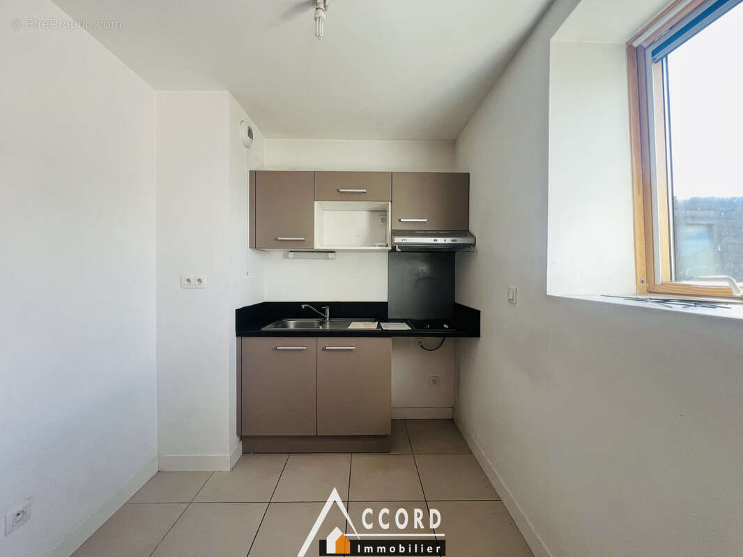 Appartement à SARTROUVILLE