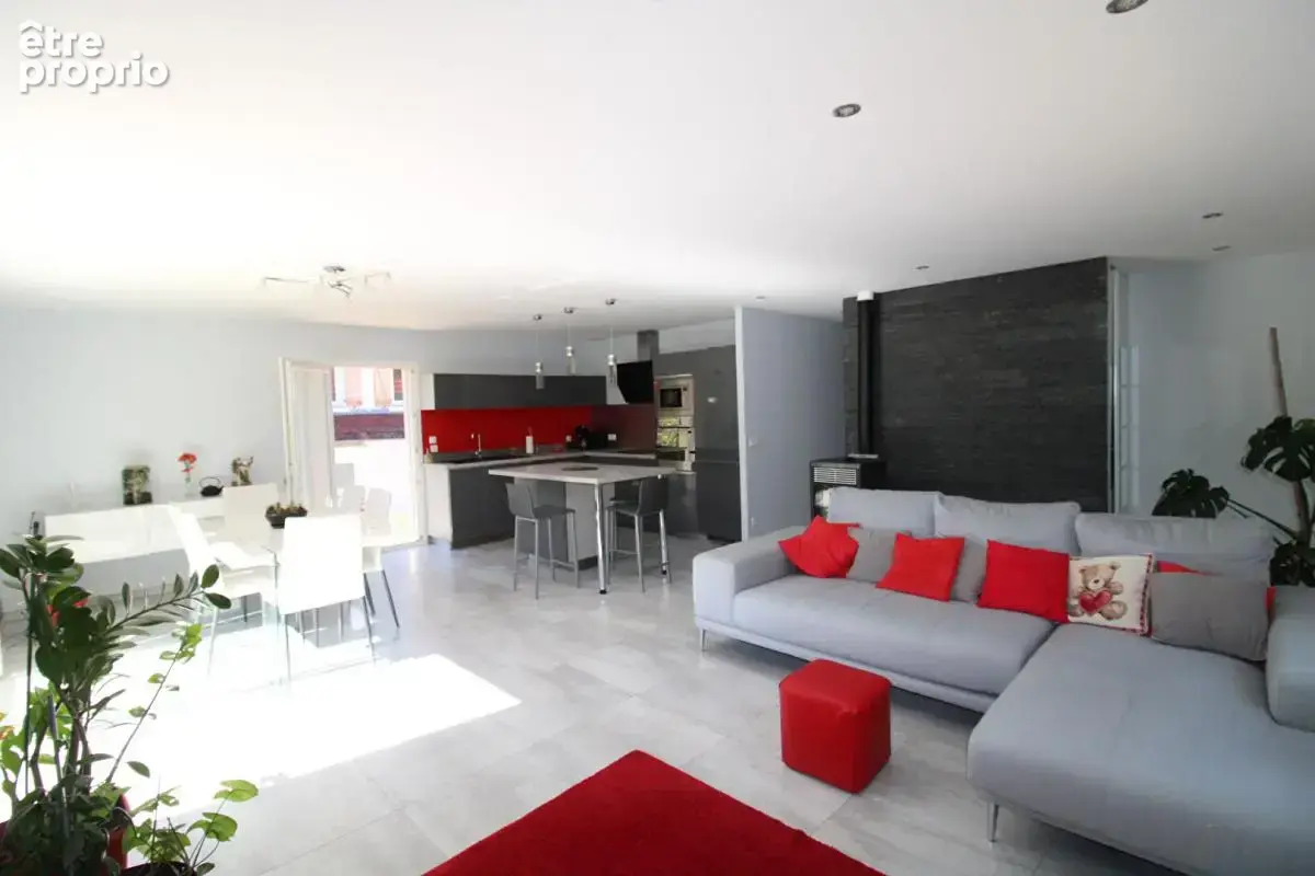 Photo Maison à Montferrand-Le-Chateau au prix de 269 000€