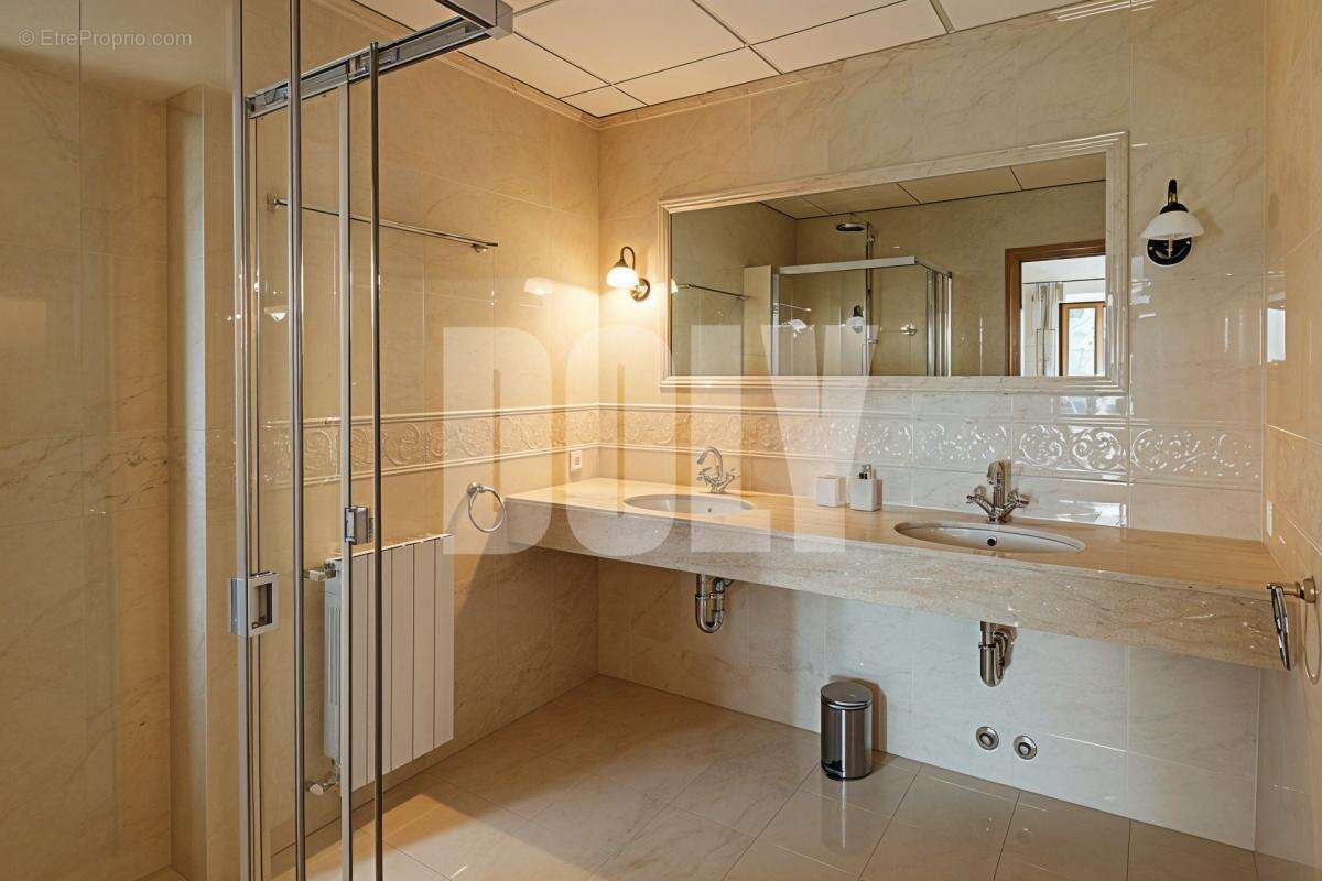 Maison à AURIBEAU-SUR-SIAGNE