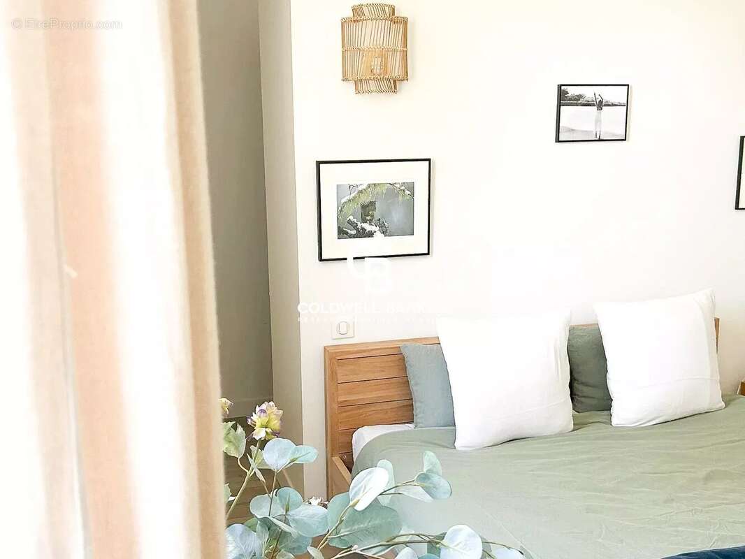 Appartement à CARQUEIRANNE