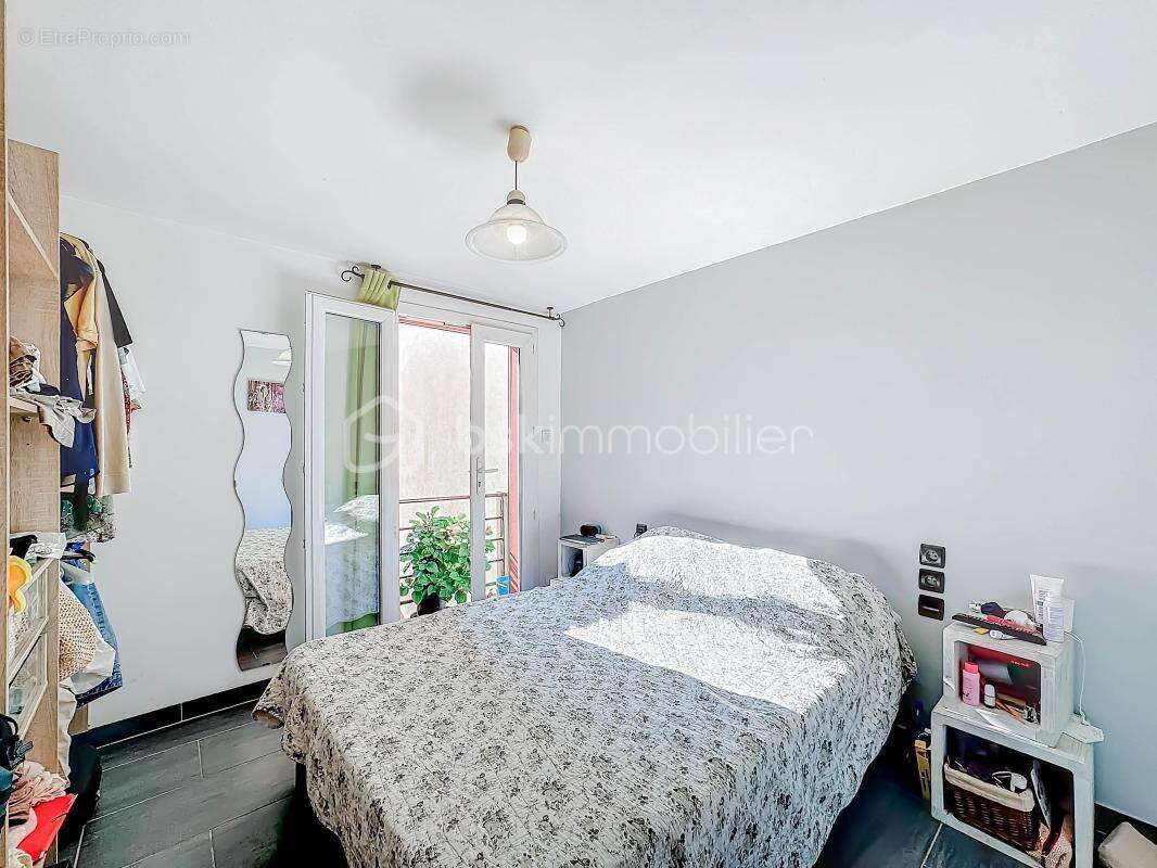 *** Immeuble de 280m2 anciennement Hotel à PALAVAS *** - photo 6