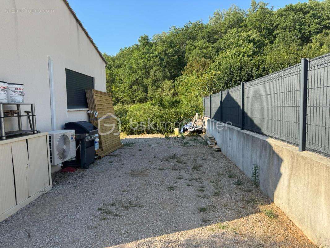 Maison à TOURVES