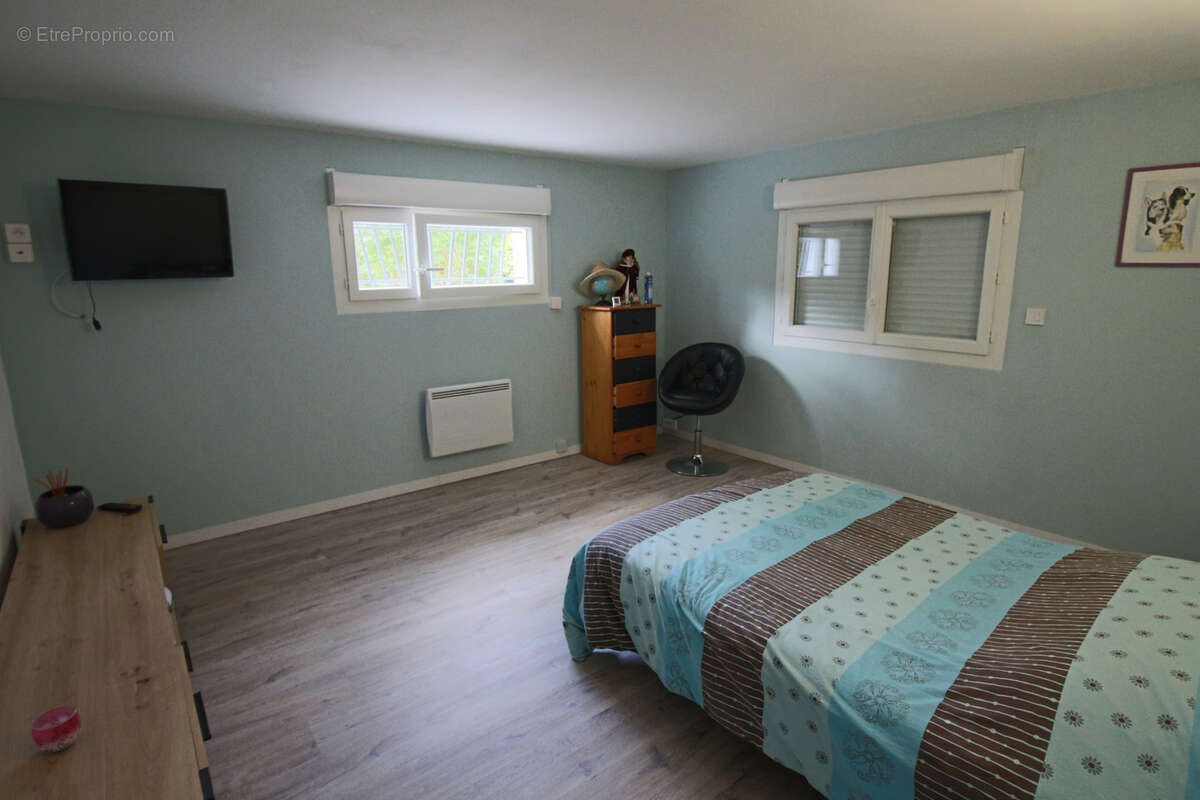 Maison à PUY-L&#039;EVEQUE