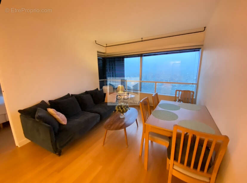 Appartement à PARIS-15E