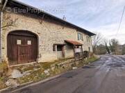 Photo 1 - Maison à LABERGEMENT-DU-NAVOIS